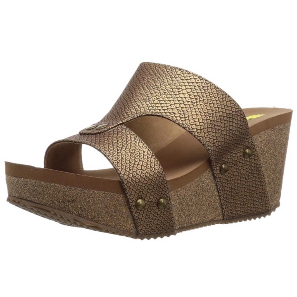 *New* Size 9 Bronze Volatile Wedges